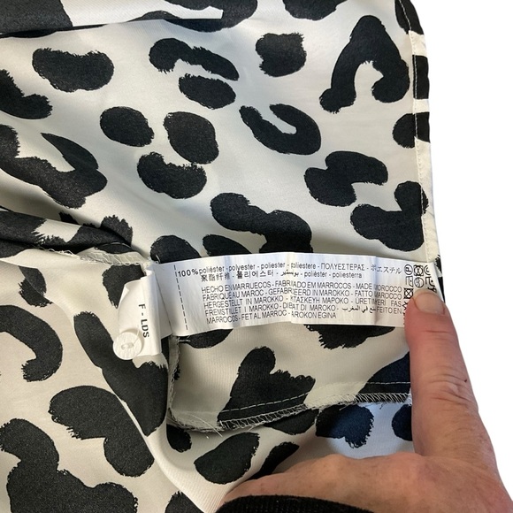 Zara Black and White Button Down Dress Shirt Collar Blouse - Picture 5 of 7